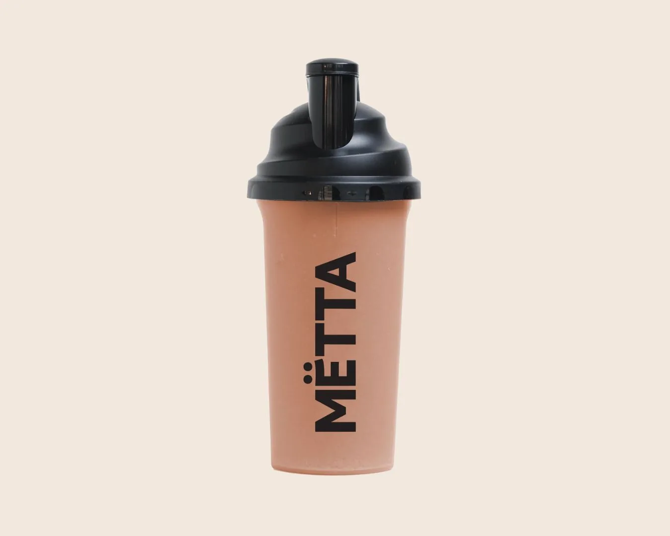 Mëtta branded shaker bottle with chocolate shake
